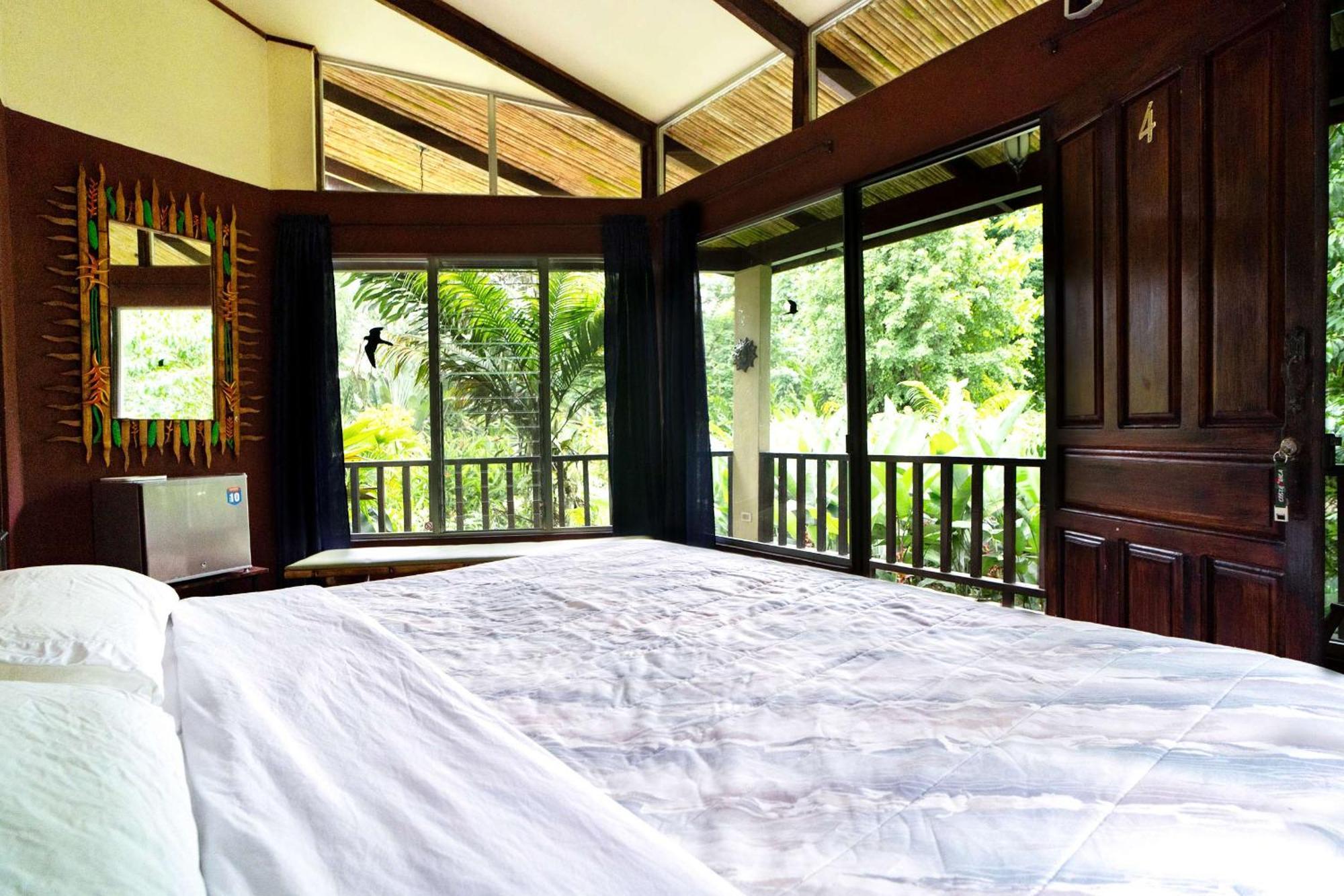 Bed and Breakfast Heliconia Island Las Horquetas Exterior foto