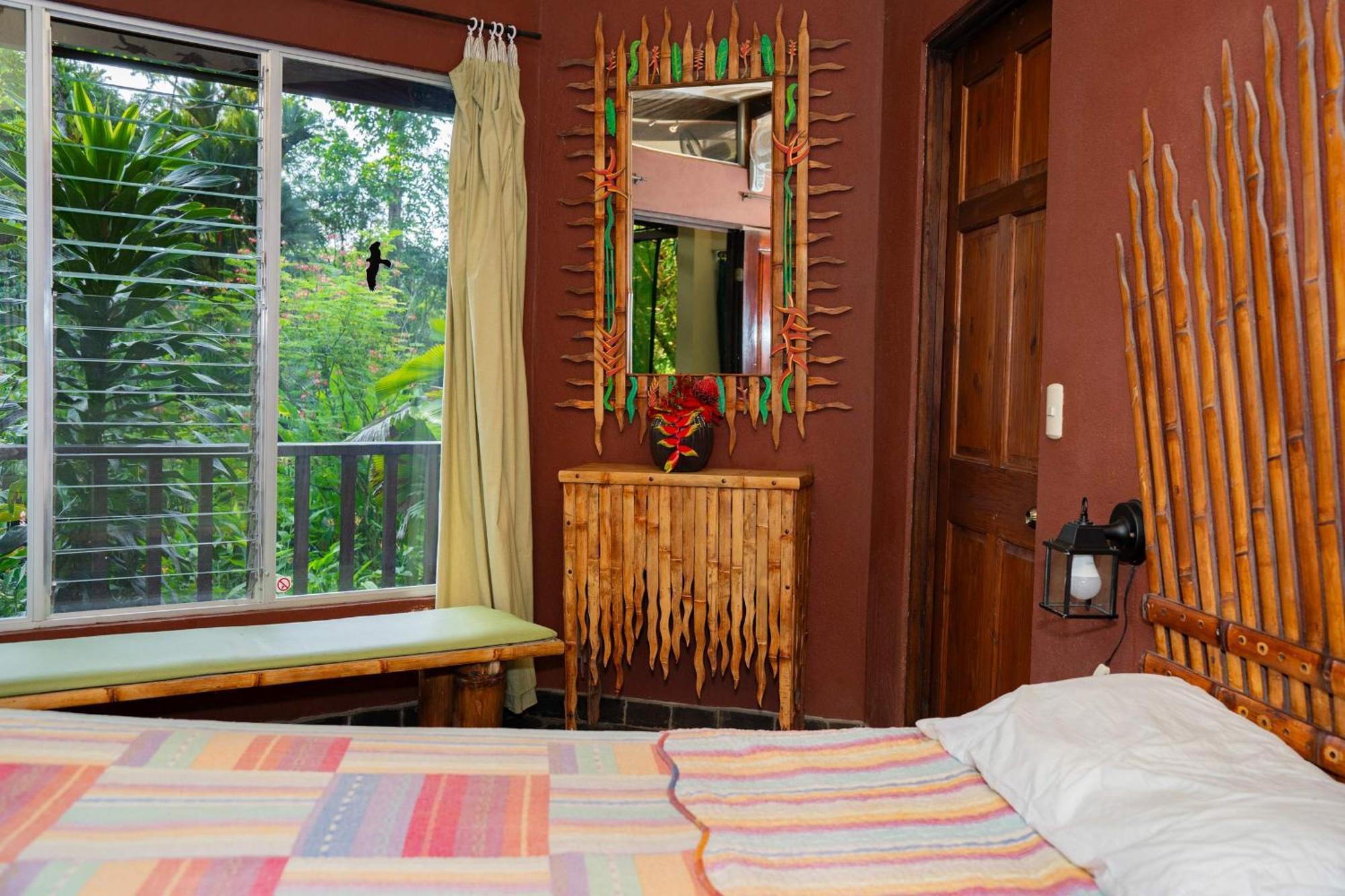 Bed and Breakfast Heliconia Island Las Horquetas Exterior foto