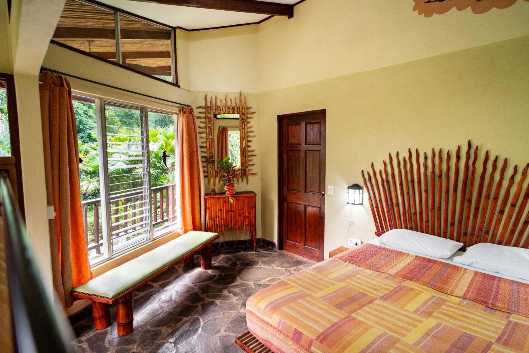 Bed and Breakfast Heliconia Island Las Horquetas Exterior foto