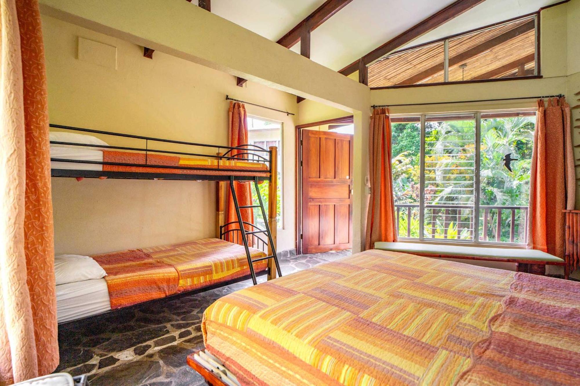 Bed and Breakfast Heliconia Island Las Horquetas Exterior foto