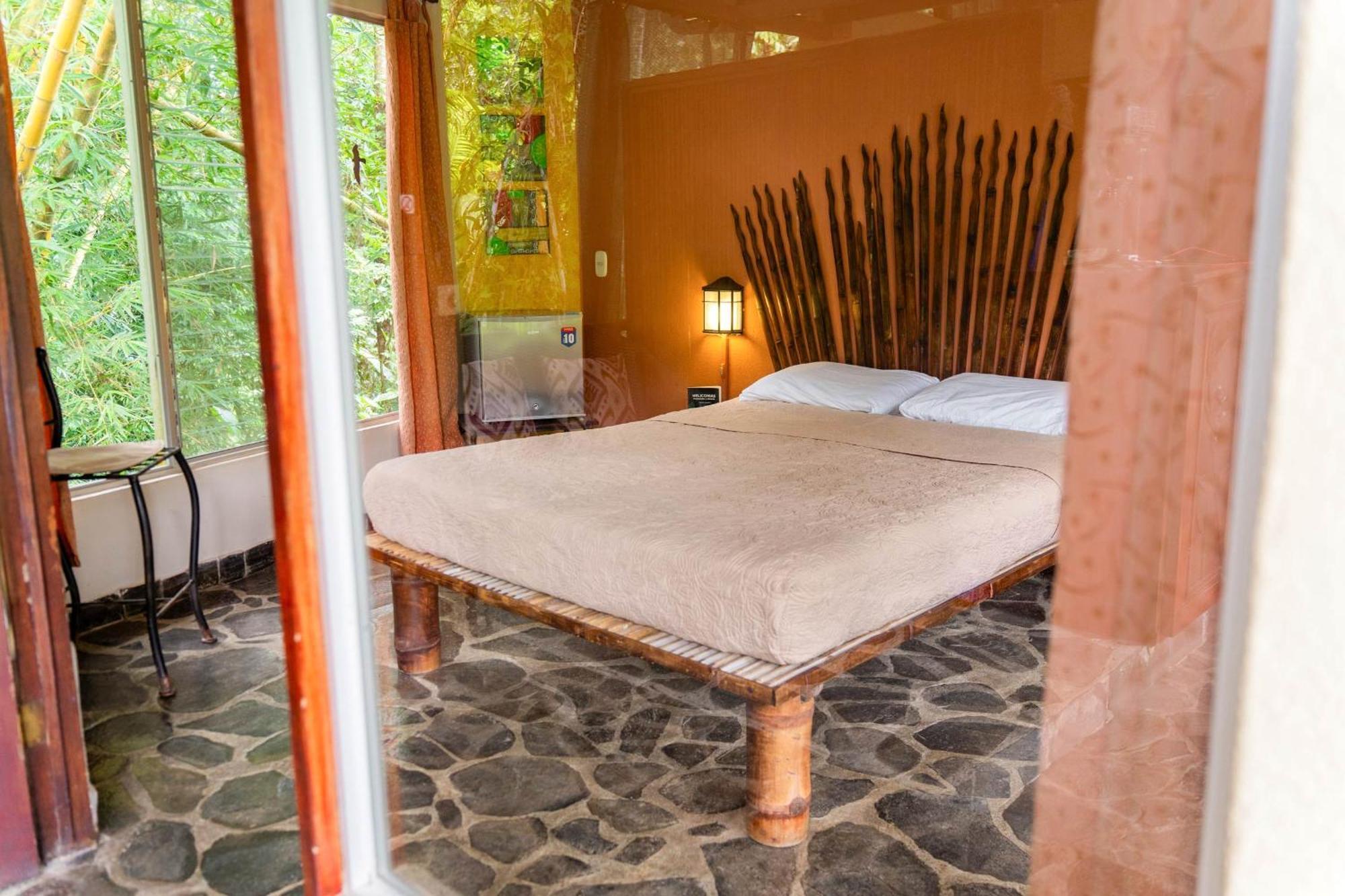 Bed and Breakfast Heliconia Island Las Horquetas Exterior foto
