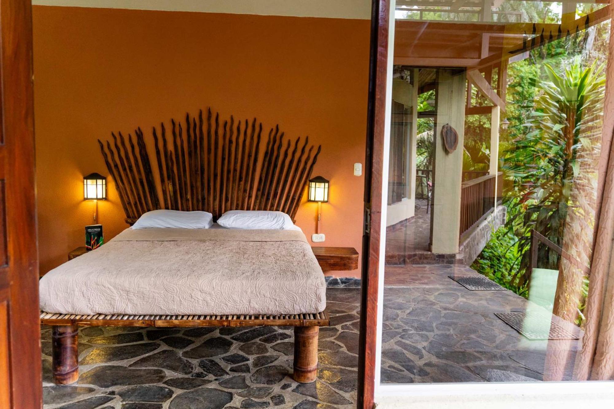 Bed and Breakfast Heliconia Island Las Horquetas Exterior foto